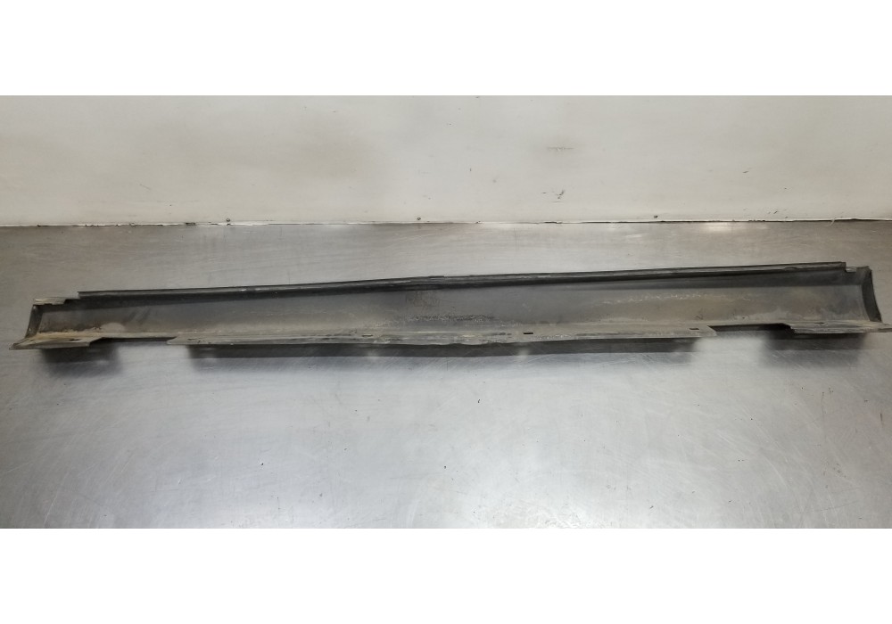 Recambio de faldon lateral para mercedes clase b (w246) b 200 cdi be (246.201) referencia OEM IAM A24669806549999  