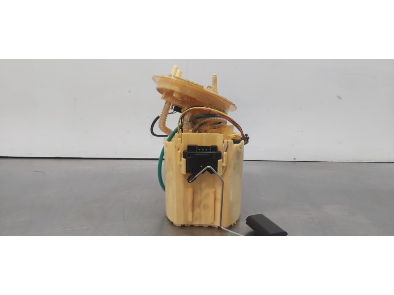 Recambio de aforador para jaguar xf r-sport awd referencia OEM IAM T2H9879  