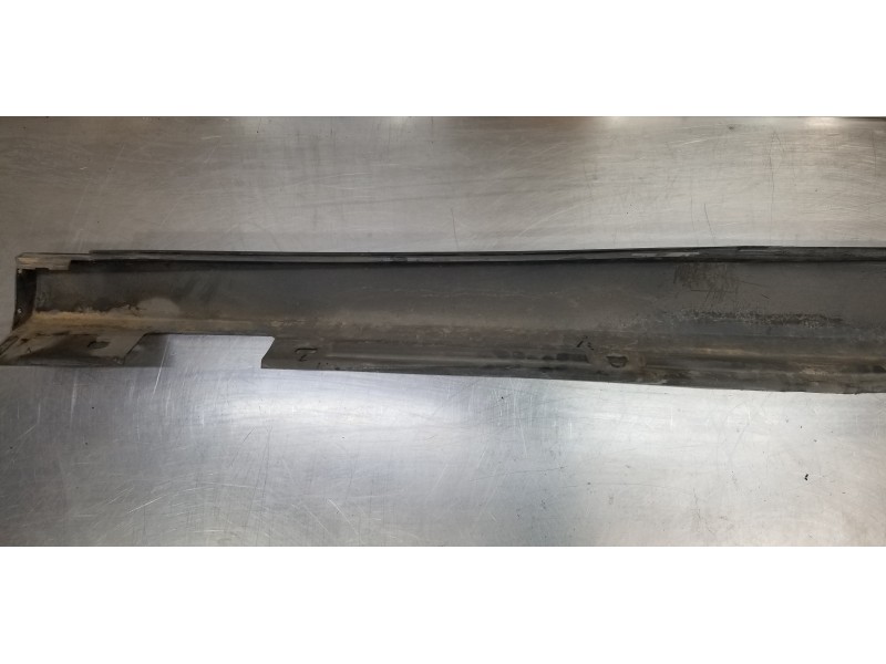 Recambio de faldon lateral para mercedes clase b (w246) b 200 cdi be (246.201) referencia OEM IAM A24669806549999  