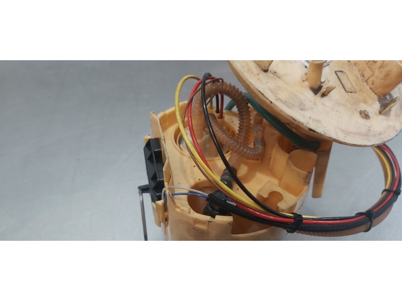 Recambio de aforador para jaguar xf r-sport awd referencia OEM IAM T2H9879  