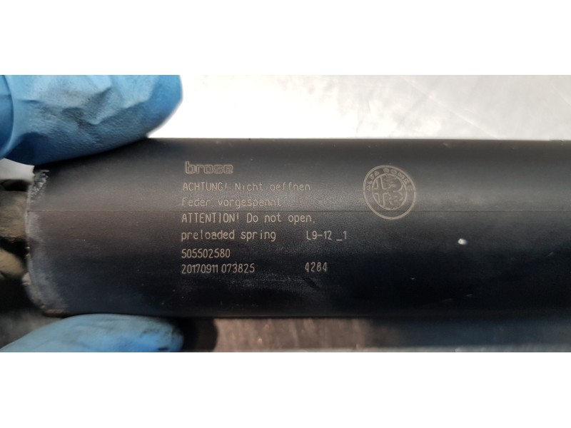 Recambio de amortiguadores maletero / porton para alfa romeo stelvio (630) basis q4 referencia OEM IAM 50550258 505502580 