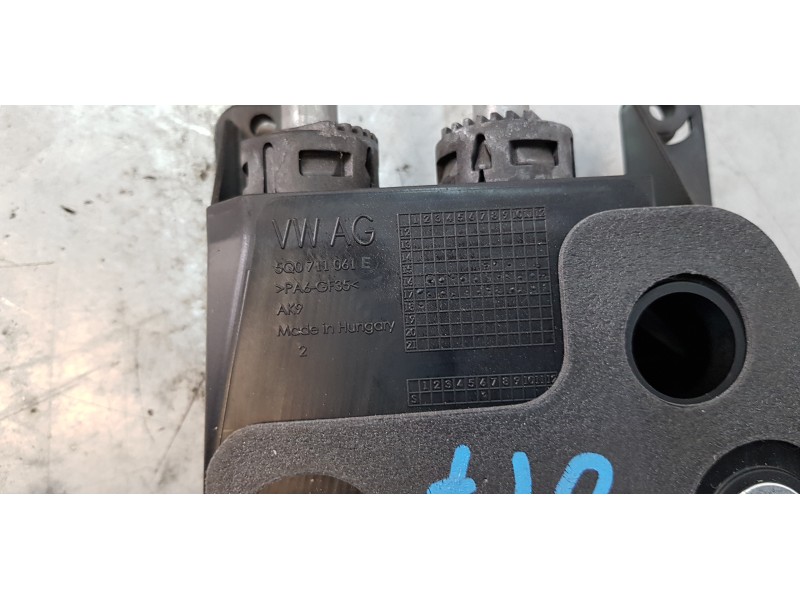 Recambio de palanca cambio para volkswagen golf vii lim. (bq1) sport referencia OEM IAM 5Q0711049AN   Recambio de palanca cambio para volkswagen golf vii lim. (bq1) sport referencia OEM IAM 5Q0711049AN