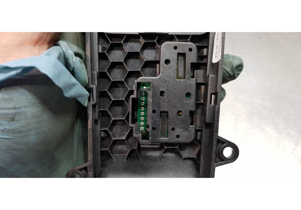 Recambio de freno de mano electrico para audi a6 berlina (4a2) 40 tdi basic referencia OEM IAM 4K0927225 4K1713111B 