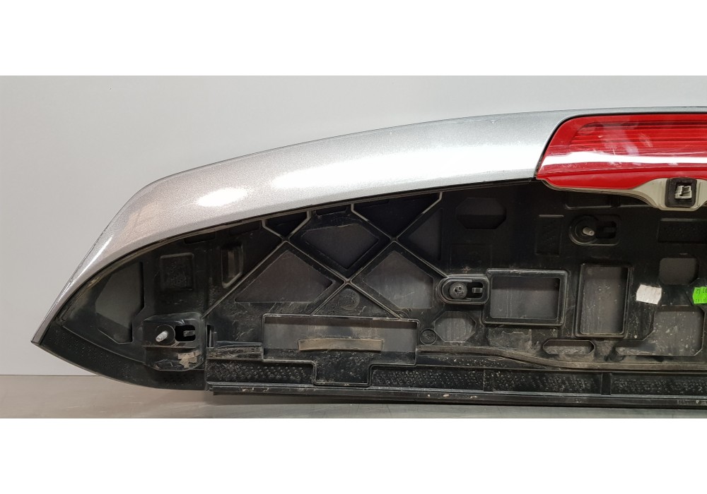 Recambio de luz central de freno para mercedes clase b (w246) b 200 cdi be (246.201) referencia OEM IAM A2468200156  