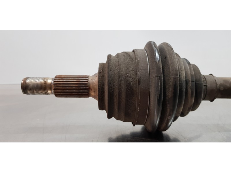 Recambio de transmision delantera izquierda para citroen c4 grand picasso feel referencia OEM IAM 9677915180  