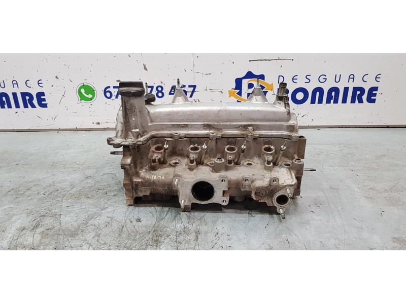 Recambio de culata para toyota auris active referencia OEM IAM 1110133061  