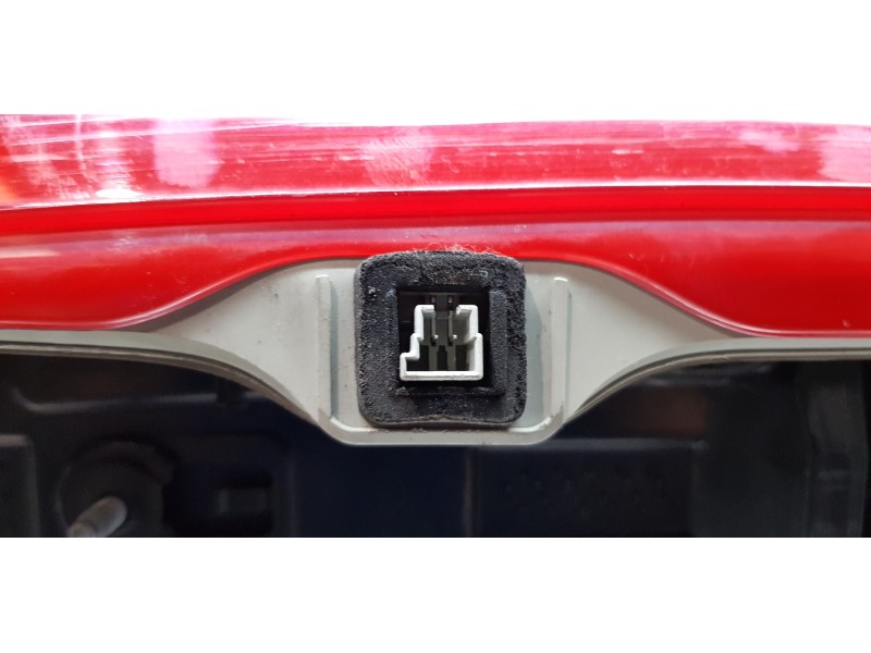 Recambio de luz central de freno para mercedes clase b (w246) b 200 cdi be (246.201) referencia OEM IAM A2468200156  