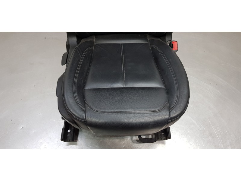 Recambio de asiento delantero derecho para alfa romeo stelvio (630) basis q4 referencia OEM IAM 52086438 50537616 