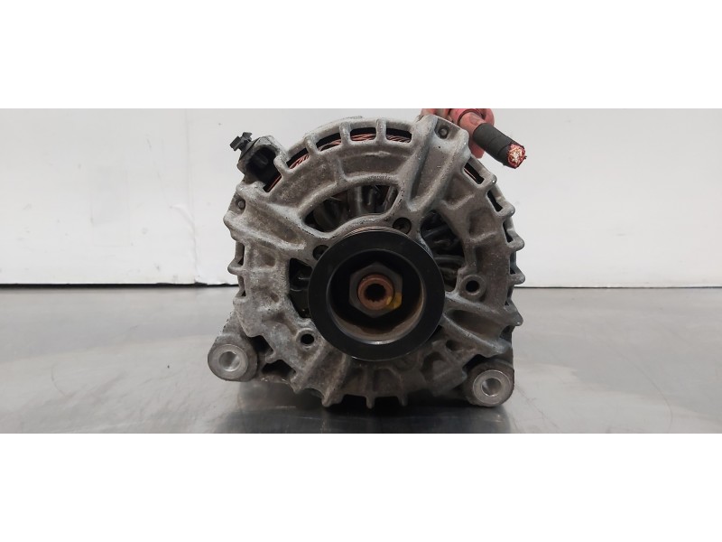 Recambio de alternador para jaguar xf r-sport awd referencia OEM IAM T2H34202  