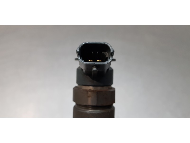 Recambio de inyector para ford fiesta (ccn) ambiente referencia OEM IAM 044511089   Recambio de inyector para ford fiesta (ccn) ambiente referencia OEM IAM 044511089