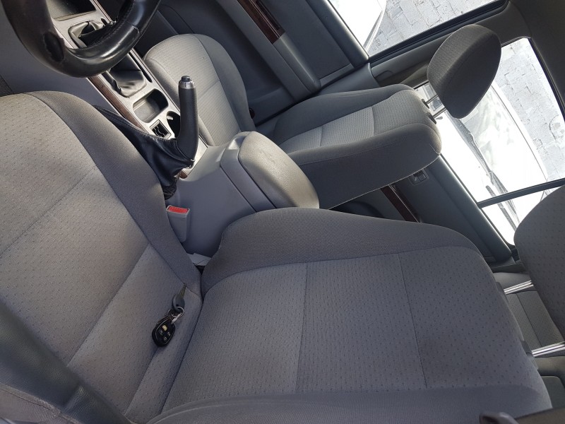 kia sorento del año 2004