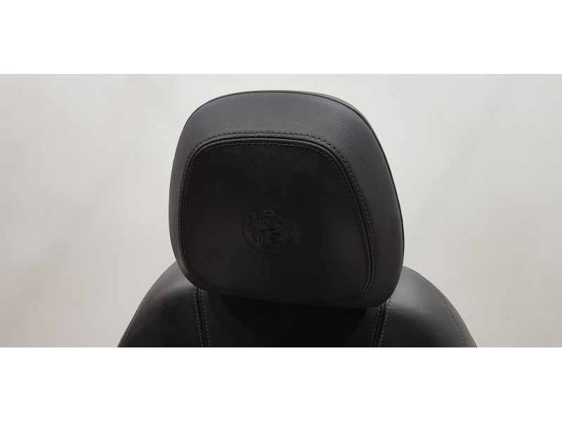 Recambio de asiento delantero izquierdo para alfa romeo stelvio (630) basis q4 referencia OEM IAM 52086437 50537636 