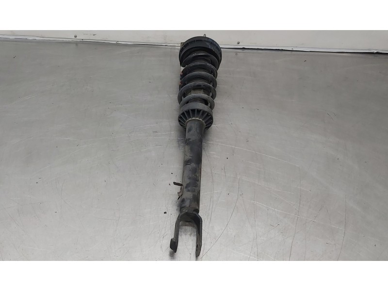 Recambio de amortiguador delantero izquierdo para jaguar xf r-sport awd referencia OEM IAM T2H26322  