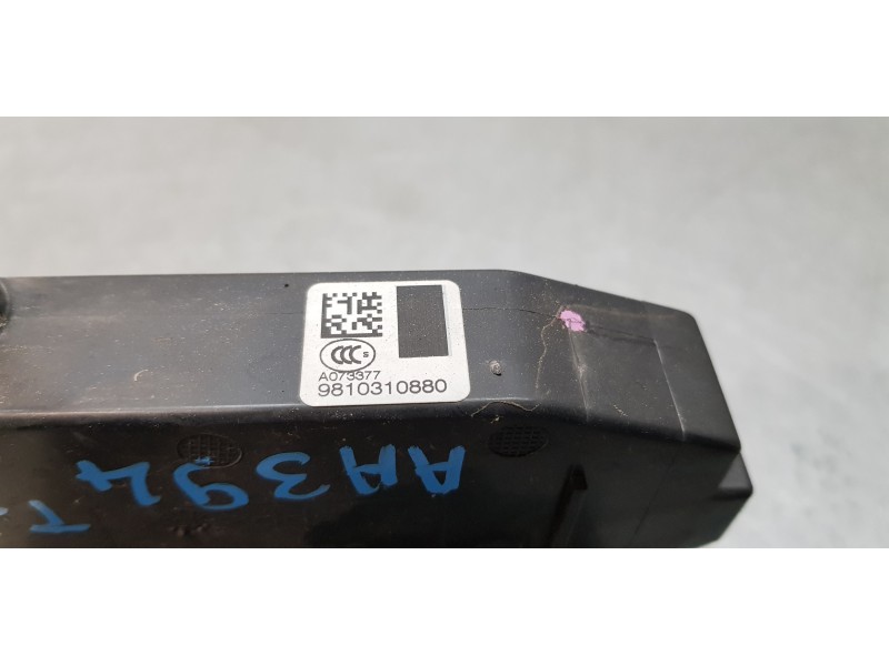 Recambio de cerradura puerta trasera izquierda para citroen c4 picasso seduction referencia OEM IAM 9810310880  