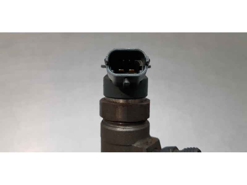 Recambio de inyector para ford fiesta (ccn) ambiente referencia OEM IAM 044511089   Recambio de inyector para ford fiesta (ccn) ambiente referencia OEM IAM 044511089