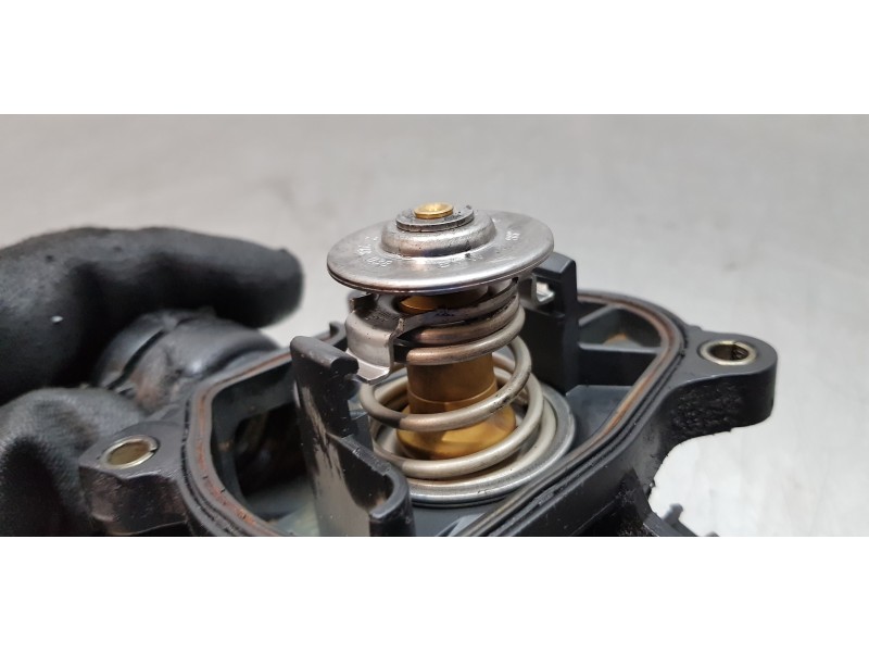 Recambio de termostato para bmw x3 (e83) 2.0d referencia OEM IAM 11517805811   Recambio de termostato para bmw x3 (e83) 2.0d referencia OEM IAM 11517805811