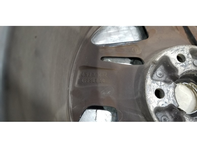 Recambio de llanta para hyundai i30 fastback tecno referencia OEM IAM 52910G4600  