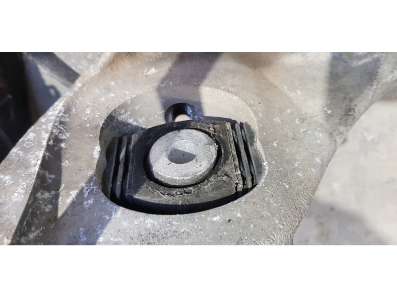 Recambio de mangueta trasera izquierda para audi a6 lim. (4g2) 3.0 tdi quattro referencia OEM IAM 8K0505323H  