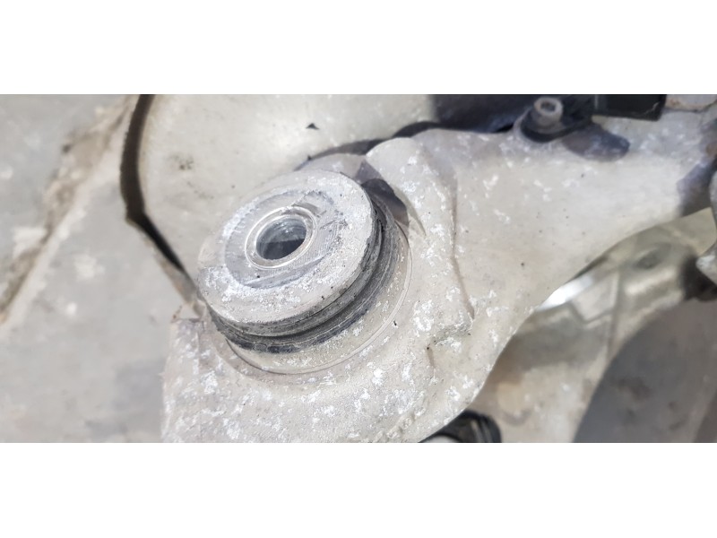 Recambio de mangueta trasera izquierda para audi a6 lim. (4g2) 3.0 tdi quattro referencia OEM IAM 8K0505323H  