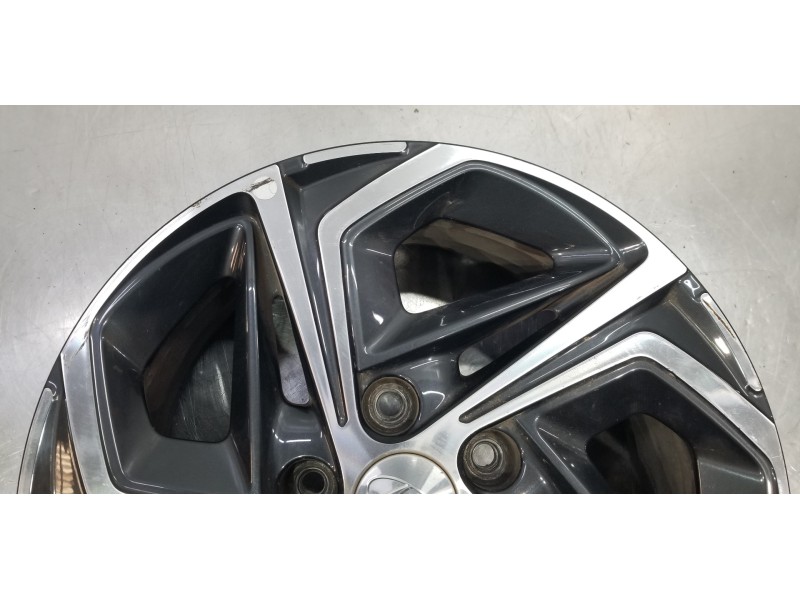 Recambio de llanta para hyundai i30 fastback tecno referencia OEM IAM 52910G4600  