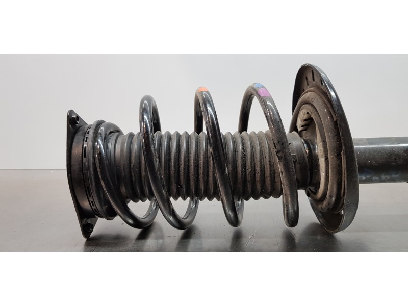 Recambio de amortiguador delantero derecho para peugeot 2008 (p1) allure referencia OEM IAM 9836654880  