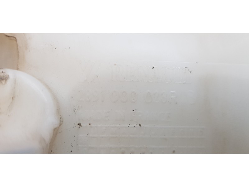 Recambio de deposito limpia para renault master kasten l1h1 ka 2,8t referencia OEM IAM 2891000023R  