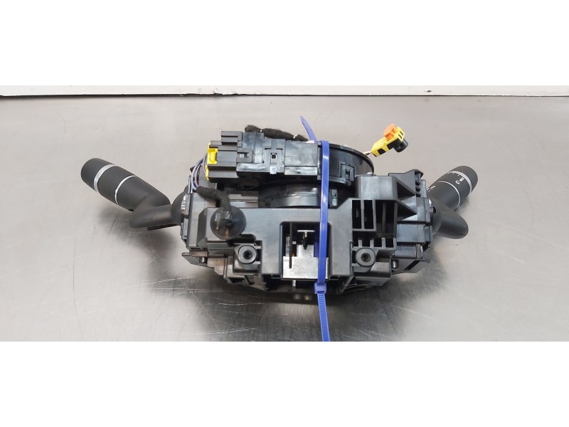 Recambio de mando multifuncion para jaguar xf r-sport awd referencia OEM IAM T4N21440  