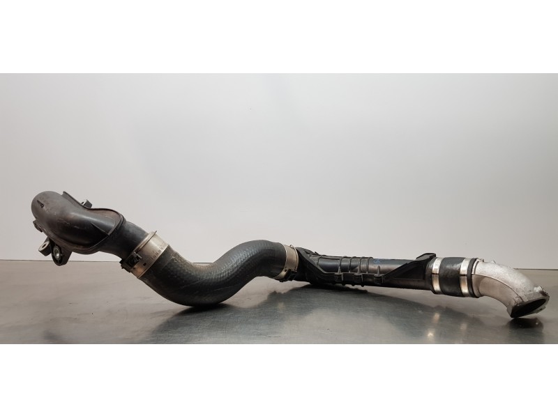 Recambio de tubo presion turbocompresor para mazda 3 lim. () luxury referencia OEM IAM SH1213240A SH0113331 