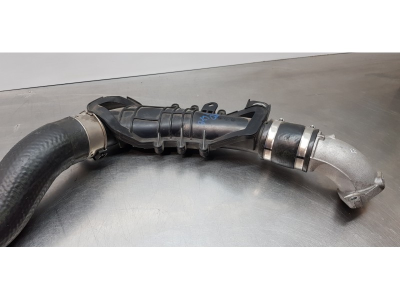 Recambio de tubo presion turbocompresor para mazda 3 lim. () luxury referencia OEM IAM SH1213240A SH0113331 