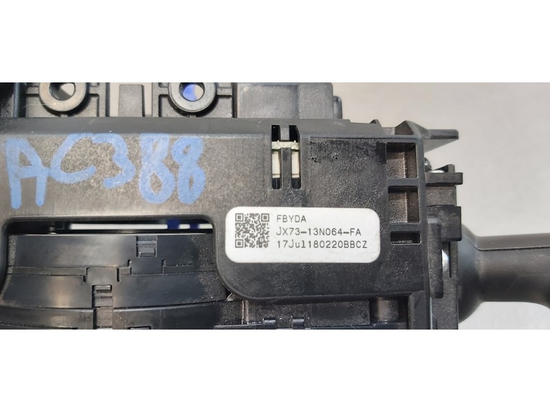 Recambio de mando multifuncion para jaguar xf r-sport awd referencia OEM IAM T4N21440  