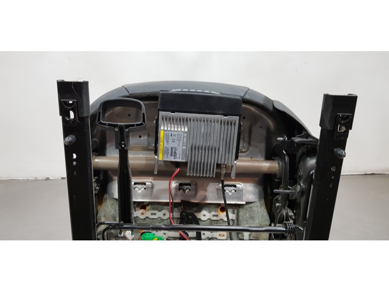 Recambio de asiento delantero izquierdo para alfa romeo stelvio (630) basis q4 referencia OEM IAM 52086437 50537636 