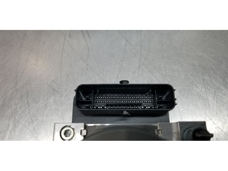 Recambio de abs para bmw serie x1 (f48) sdrive18d referencia OEM IAM 34516877109 10022007314 
