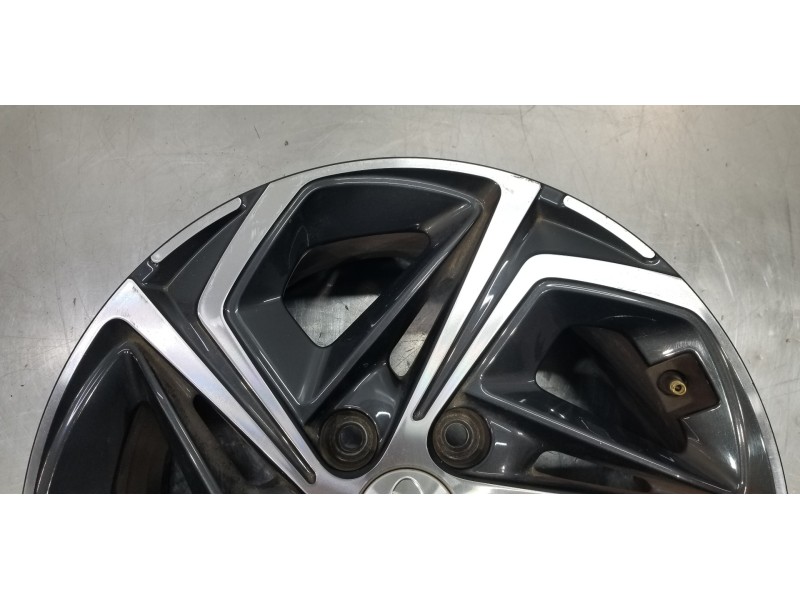 Recambio de llanta para hyundai i30 fastback tecno referencia OEM IAM 52910G4600  