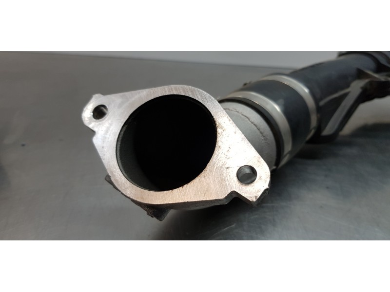 Recambio de tubo presion turbocompresor para mazda 3 lim. () luxury referencia OEM IAM SH1213240A SH0113331 