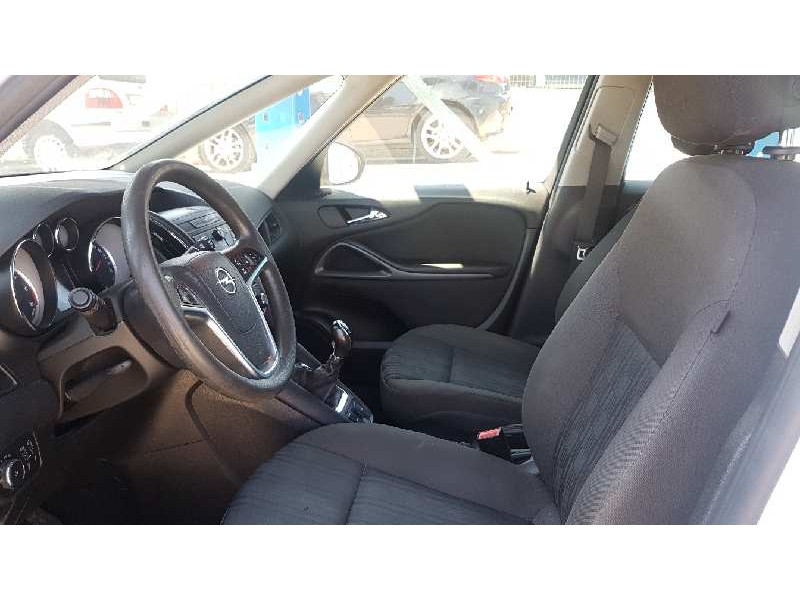 opel zafira tourer del año 2016