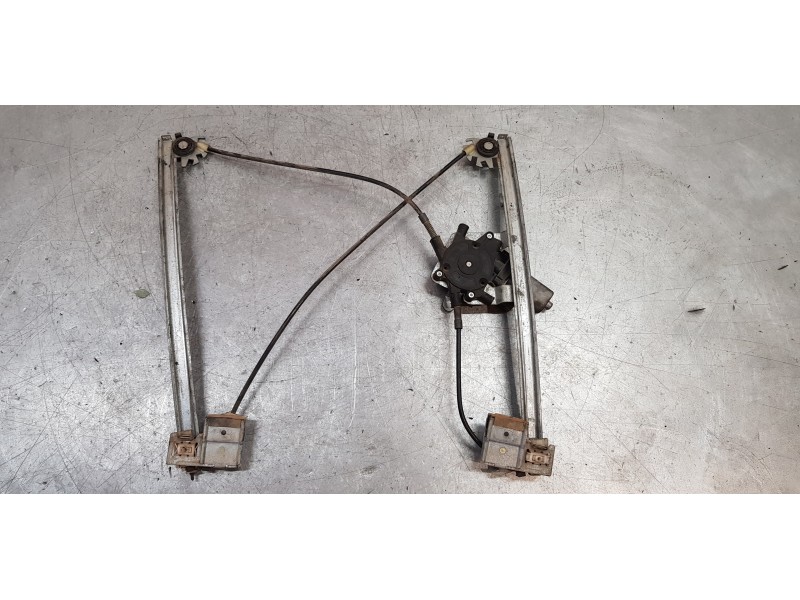 Recambio de elevalunas delantero derecho para seat cordoba berlina (6k2) stella referencia OEM IAM D239905454500007  