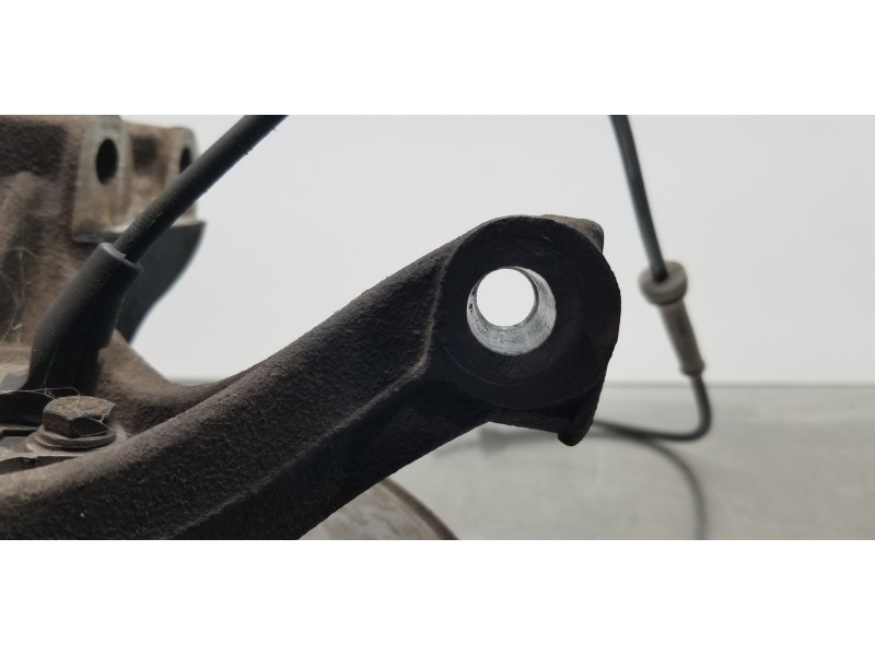 Recambio de mangueta delantera derecha para peugeot 307 break / sw (s1) sw port aventura referencia OEM IAM 364796  