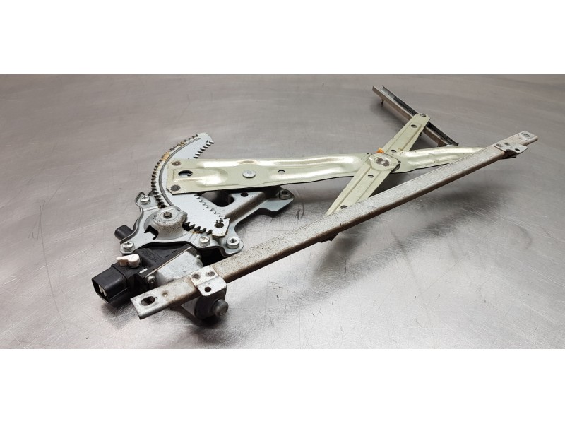 Recambio de elevalunas delantero derecho para citroen c-crosser exclusive referencia OEM IAM 9222CS 9222CR 