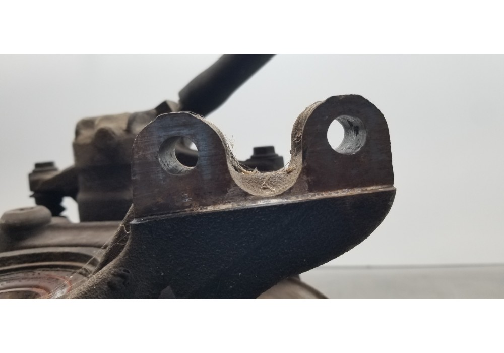 Recambio de mangueta delantera derecha para peugeot 307 break / sw (s1) sw port aventura referencia OEM IAM 364796  