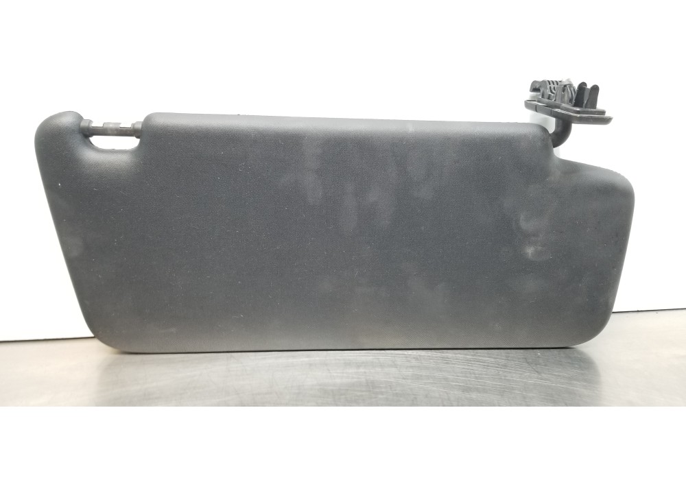 Recambio de parasol izquierdo para mercedes clase b (w246) b 200 cdi be (246.201) referencia OEM IAM A24681025009H43  