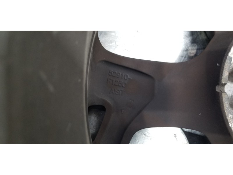 Recambio de llanta para kia sportage concept referencia OEM IAM 52910F1250  