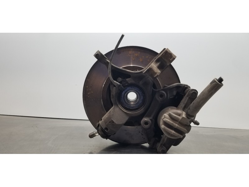 Recambio de mangueta delantera izquierda para peugeot 307 break / sw (s1) sw port aventura referencia OEM IAM 364696  