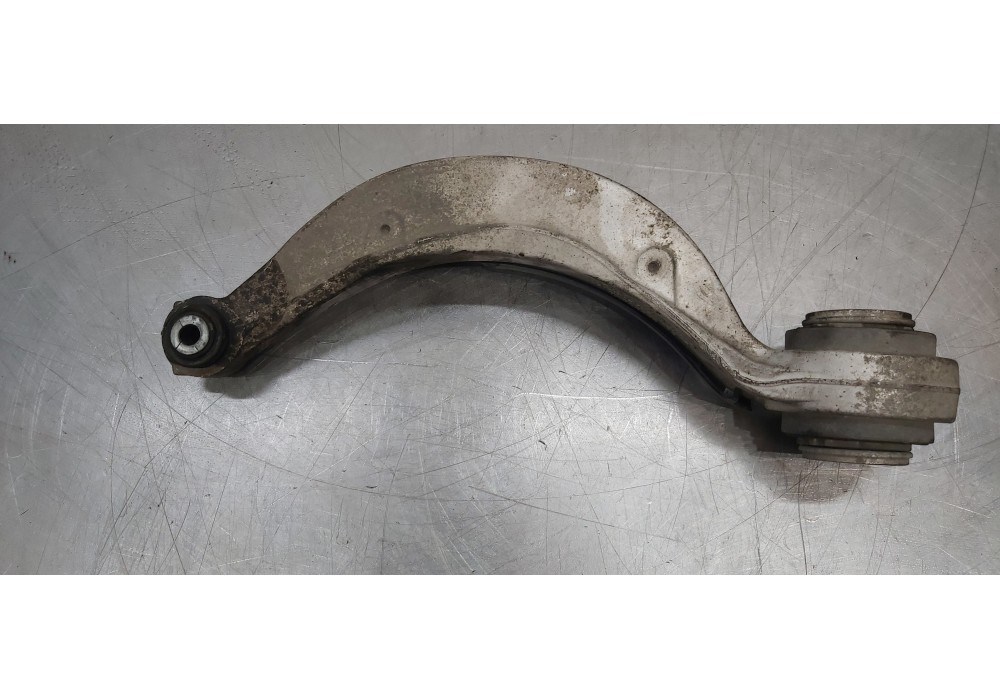 Recambio de brazo suspension inferior delantero derecho para jaguar xf r-sport awd referencia OEM IAM T2H24313  