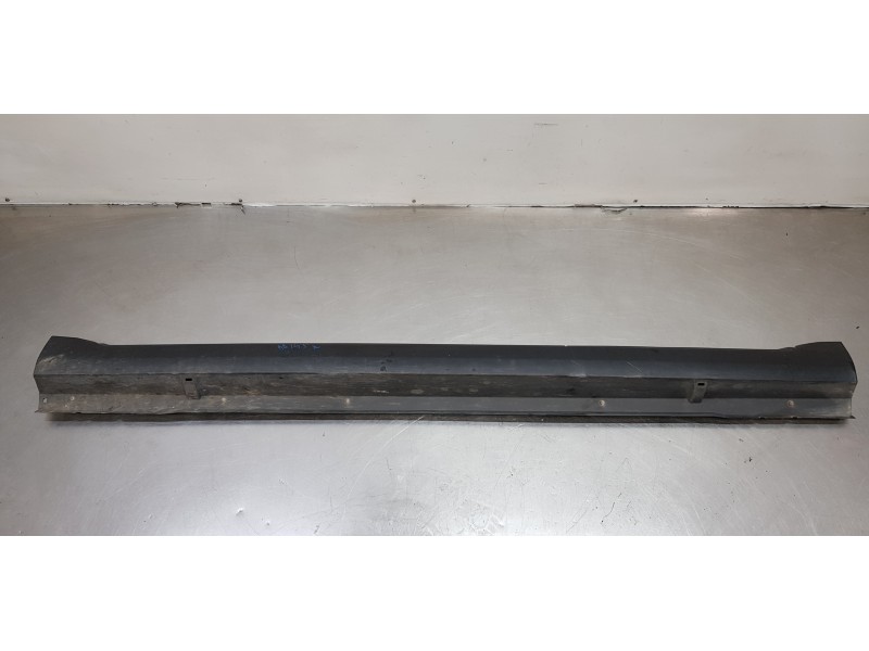 Recambio de faldon lateral para citroen c-crosser exclusive referencia OEM IAM 7009N6   Recambio de faldon lateral para citroen c-crosser exclusive referencia OEM IAM 7009N6