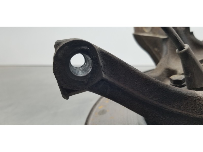 Recambio de mangueta delantera izquierda para peugeot 307 break / sw (s1) sw port aventura referencia OEM IAM 364696  