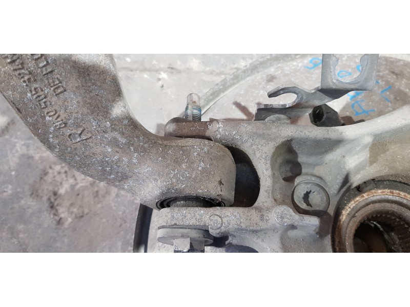 Recambio de mangueta trasera derecha para audi a6 lim. (4g2) 3.0 tdi quattro referencia OEM IAM 8K0505324H  