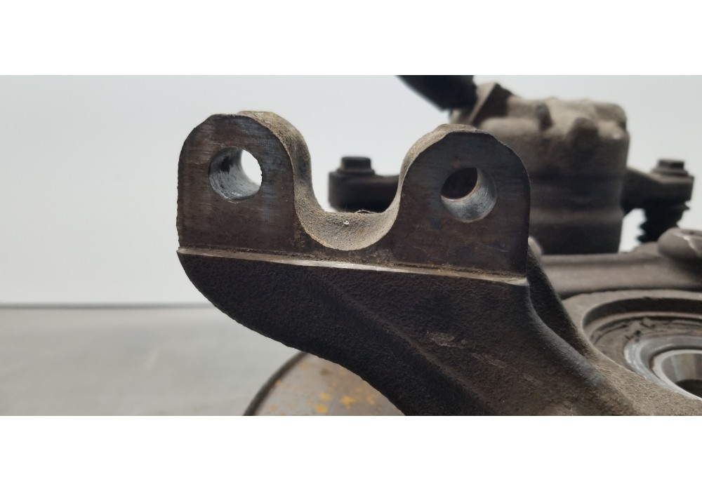 Recambio de mangueta delantera izquierda para peugeot 307 break / sw (s1) sw port aventura referencia OEM IAM 364696  