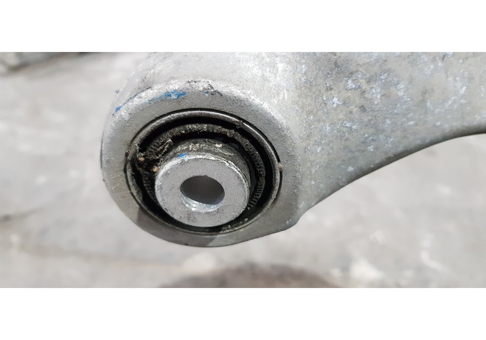 Recambio de mangueta trasera derecha para audi a6 lim. (4g2) 3.0 tdi quattro referencia OEM IAM 8K0505324H  