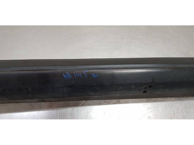 Recambio de faldon lateral para citroen c-crosser exclusive referencia OEM IAM 7009N6   Recambio de faldon lateral para citroen c-crosser exclusive referencia OEM IAM 7009N6