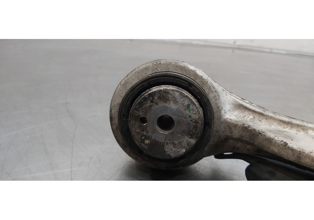 Recambio de brazo suspension inferior delantero derecho para jaguar xf r-sport awd referencia OEM IAM T2H24313  